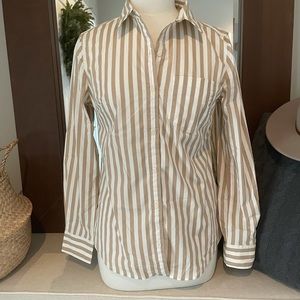 Banana Republic poplin shirt